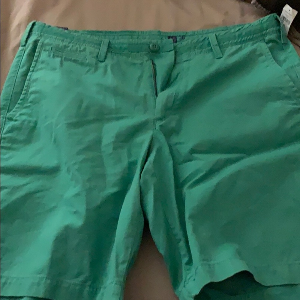 GAP Shorts, never worn, tags on
